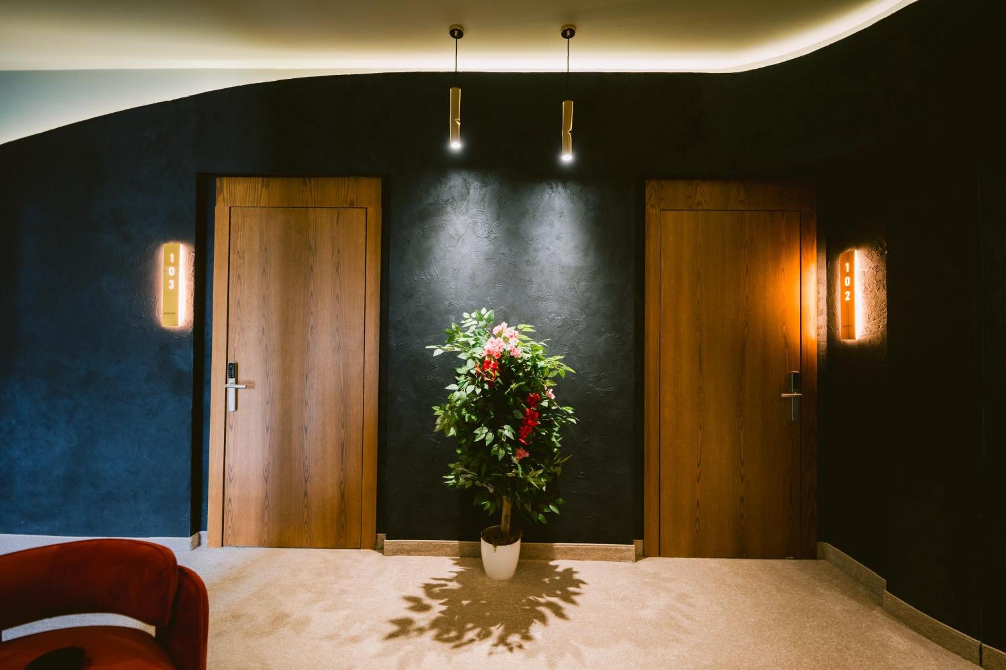 Noemie Hotel ヒマラ エクステリア 写真
