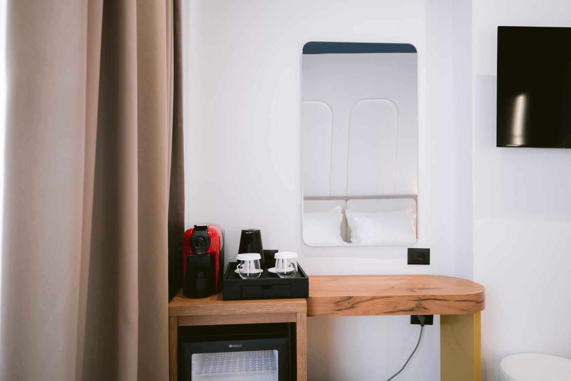 Noemie Hotel ヒマラ エクステリア 写真