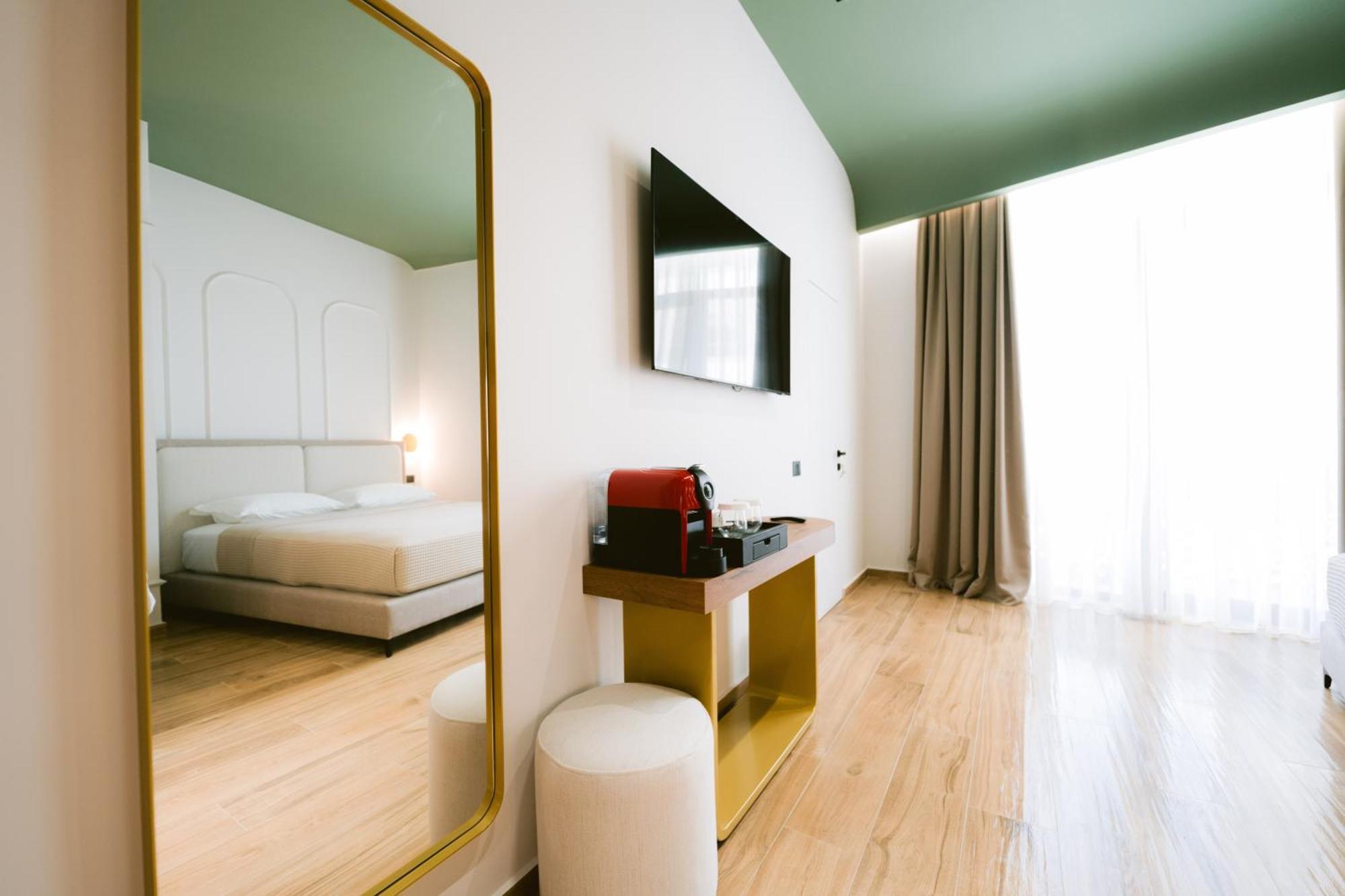 Noemie Hotel ヒマラ エクステリア 写真
